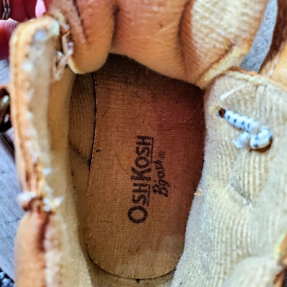 OshKosh B'gosh Baby Toddler Boy Tan Boots Size 8m
